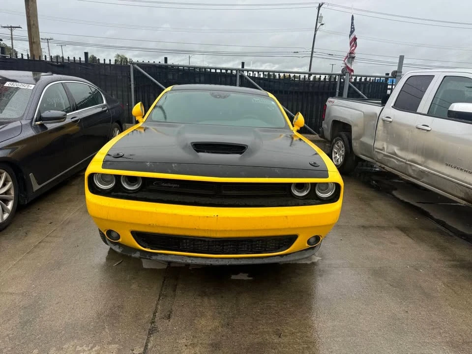 2017 Dodge Challenger 3rd Gen - Image 2 of 5