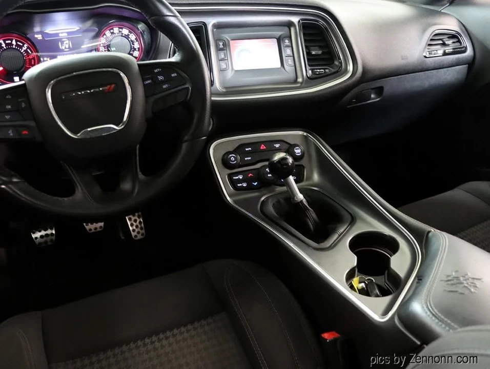 2017 Dodge Challenger 3rd Gen - Image 16 of 20