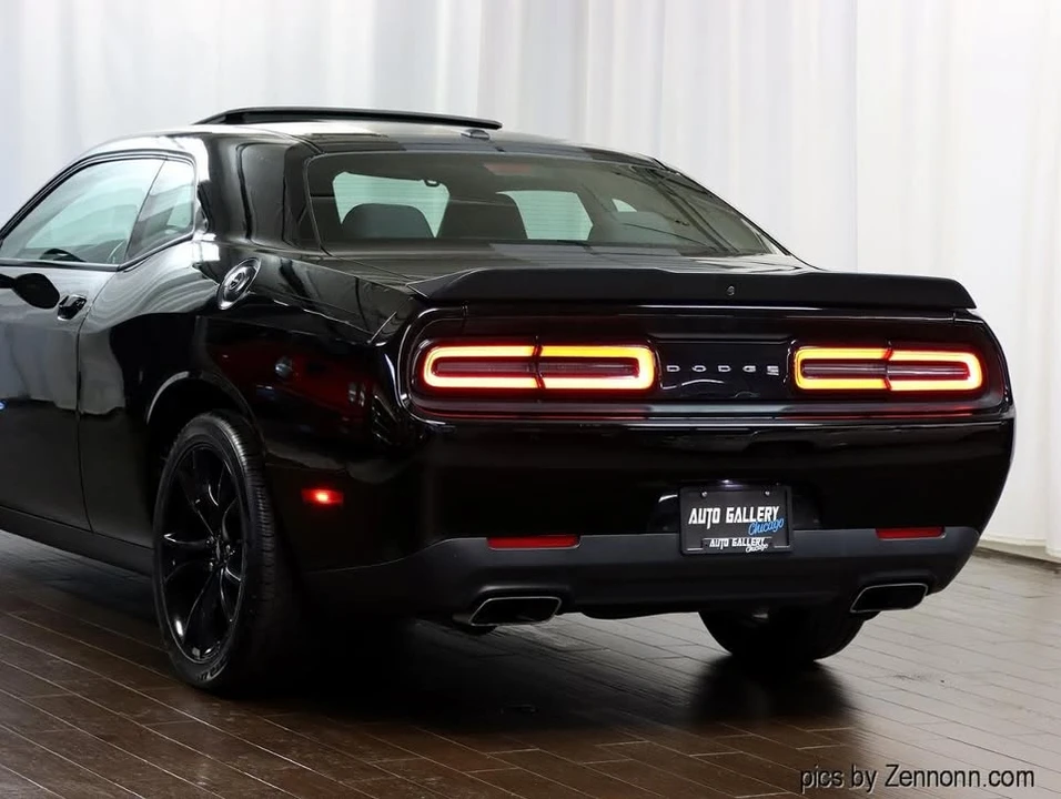 2017 Dodge Challenger 3rd Gen - Image 8 of 20