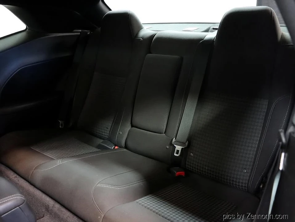 2017 Dodge Challenger 3rd Gen - Image 13 of 20