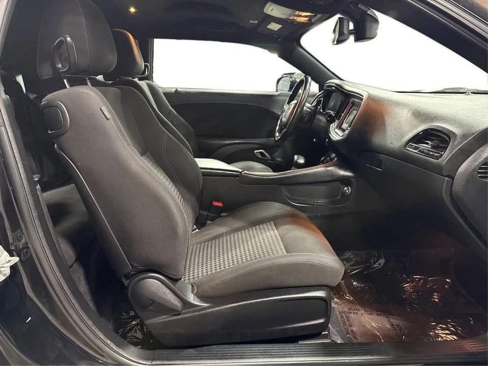 2017 Dodge Challenger 3rd Gen - Image 17 of 20