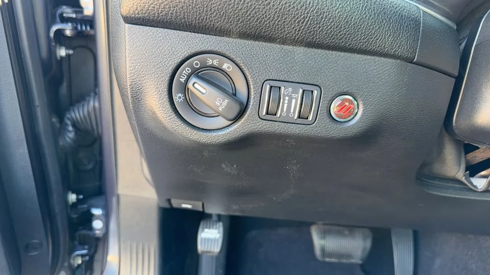 2017 Dodge Challenger 3rd Gen - Image 13 of 18