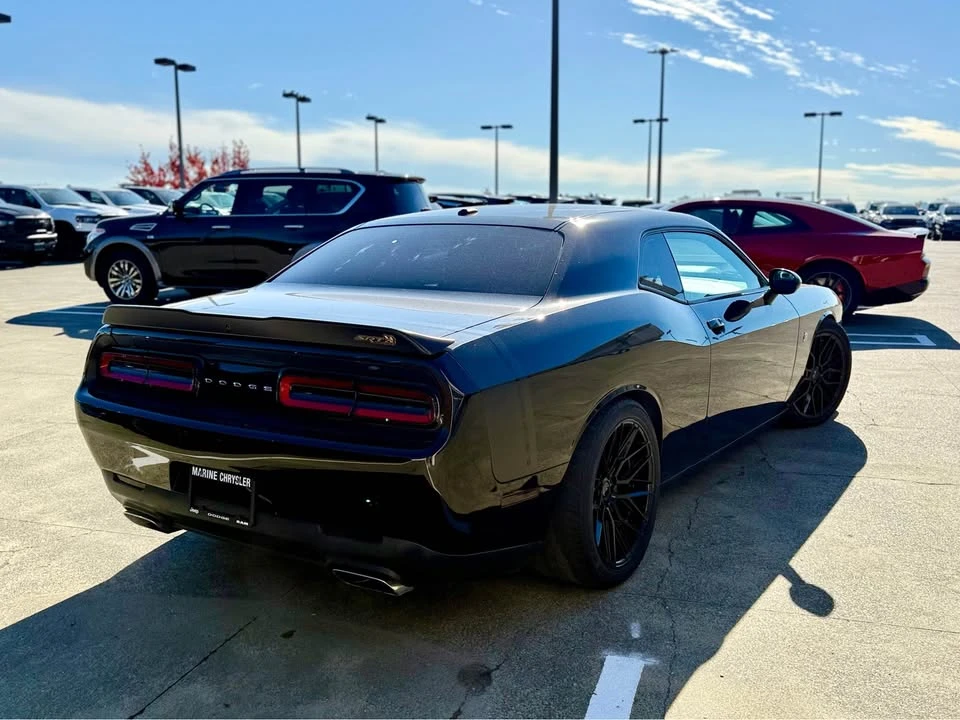 2017 Dodge Challenger 3rd Gen - Image 4 of 8