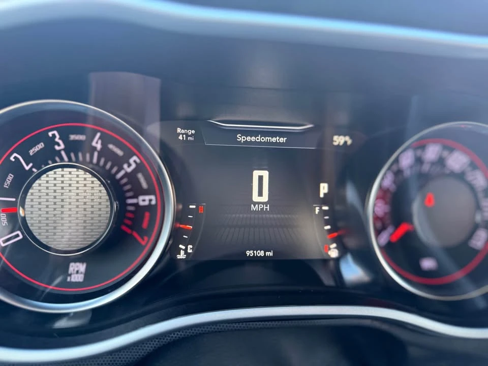 2017 Dodge Challenger 3rd Gen - Image 11 of 17