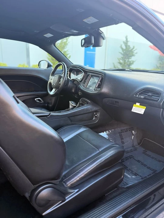 2017 Dodge Challenger 3rd Gen - Image 16 of 17