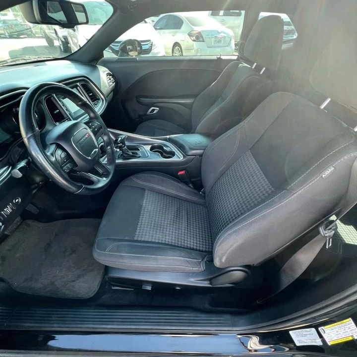2017 Dodge Challenger 3rd Gen - Image 15 of 20