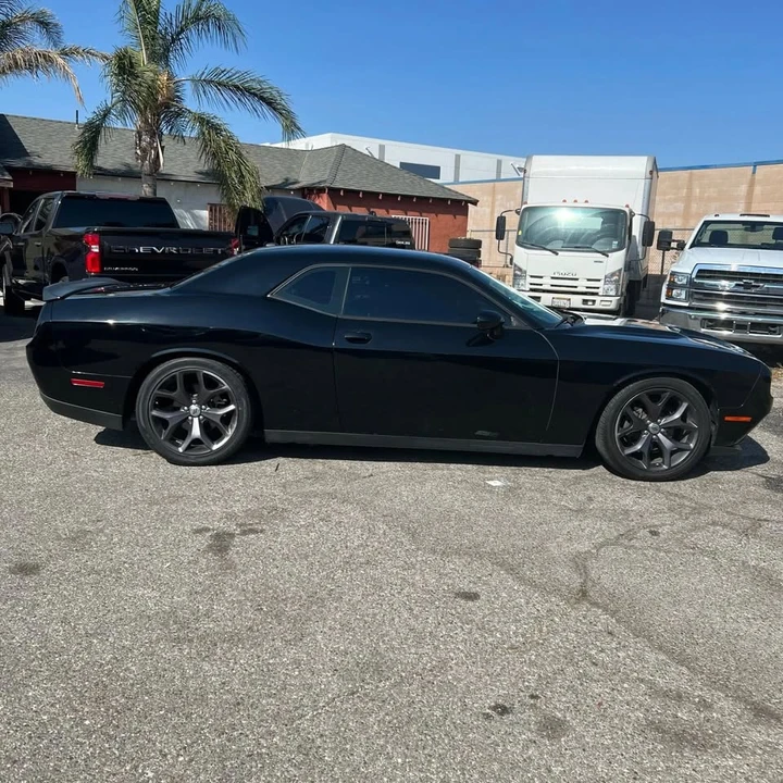 2017 Dodge Challenger 3rd Gen - Image 6 of 20