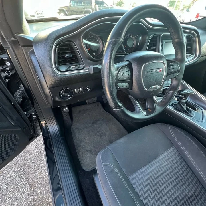 2017 Dodge Challenger 3rd Gen - Image 13 of 20