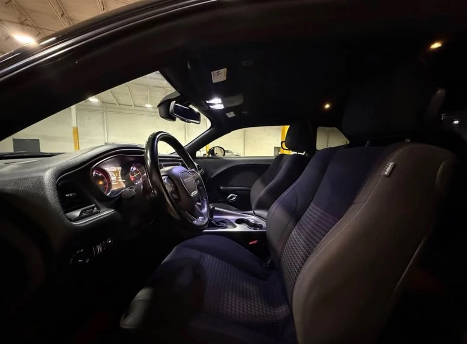 2017 Dodge Challenger 3rd Gen - Image 4 of 7