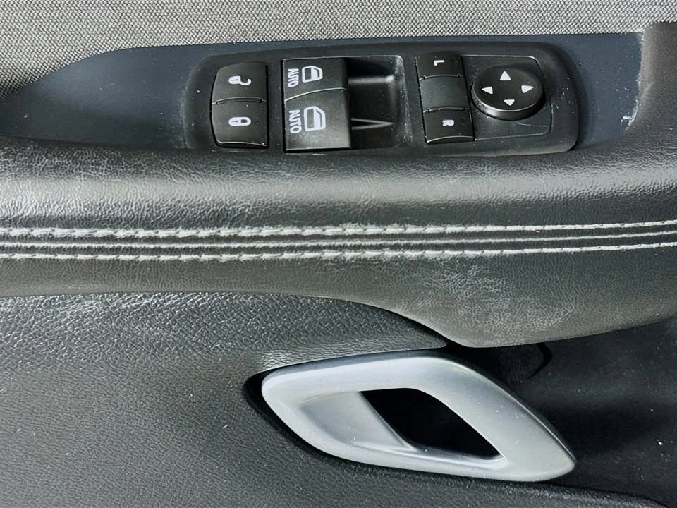 2017 Dodge Challenger 3rd Gen - Image 18 of 20