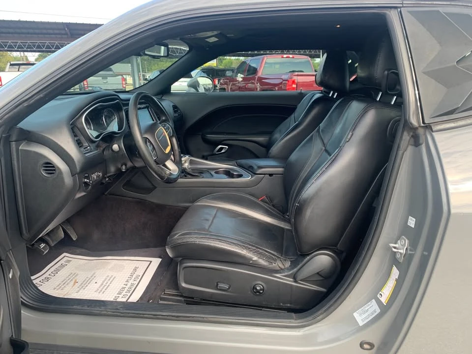 2017 Dodge Challenger 3rd Gen - Image 5 of 12