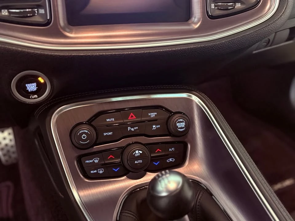 2017 Dodge Challenger 3rd Gen - Image 9 of 20