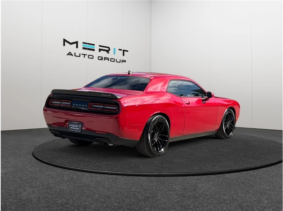 2017 Dodge Challenger 3rd Gen - Image 9 of 21