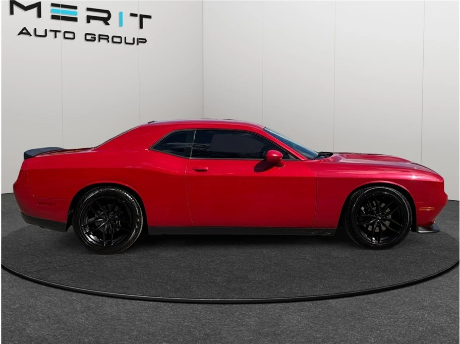 2017 Dodge Challenger 3rd Gen - Image 10 of 21