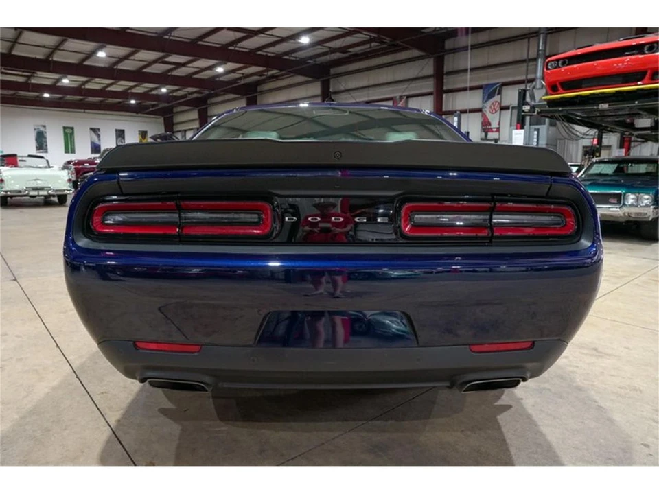 2017 Dodge Challenger 3rd Gen - Image 7 of 31