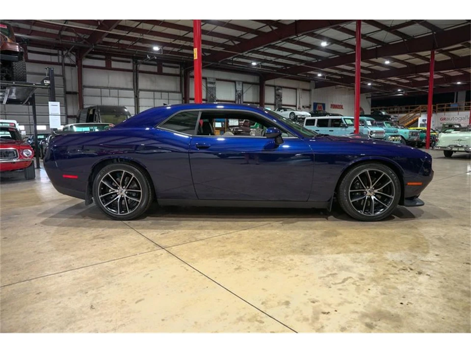 2017 Dodge Challenger 3rd Gen - Image 10 of 31