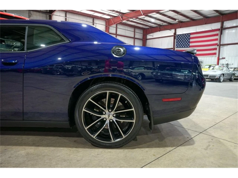 2017 Dodge Challenger 3rd Gen - Image 5 of 31