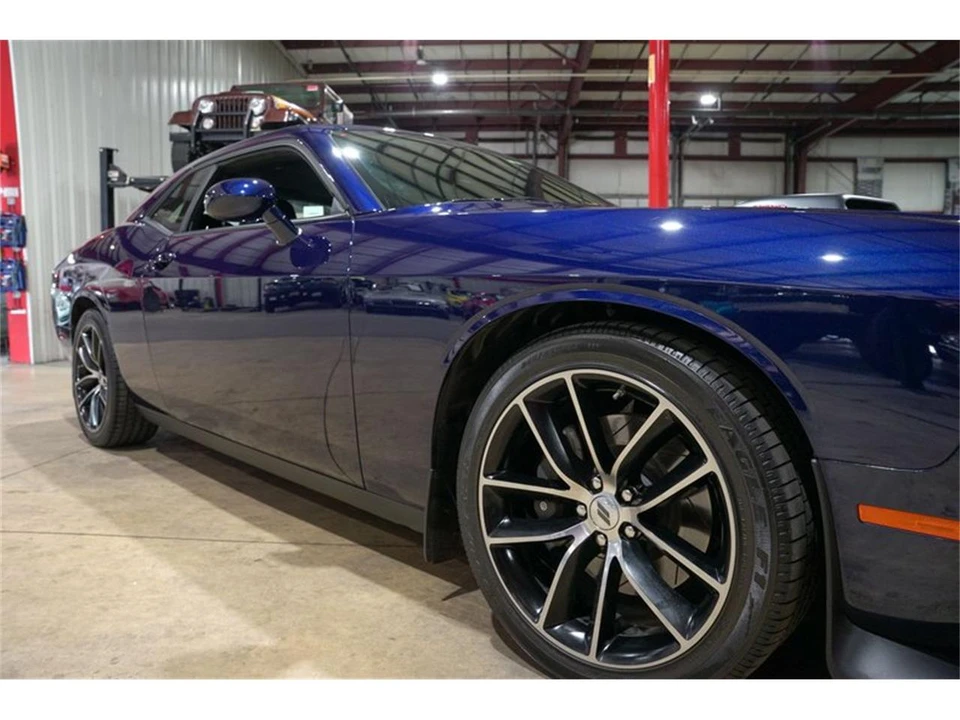 2017 Dodge Challenger 3rd Gen - Image 25 of 31