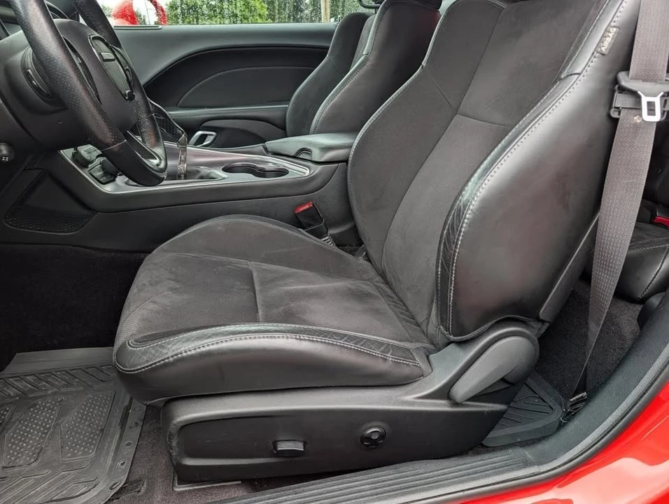 2017 Dodge Challenger 3rd Gen - Image 11 of 20