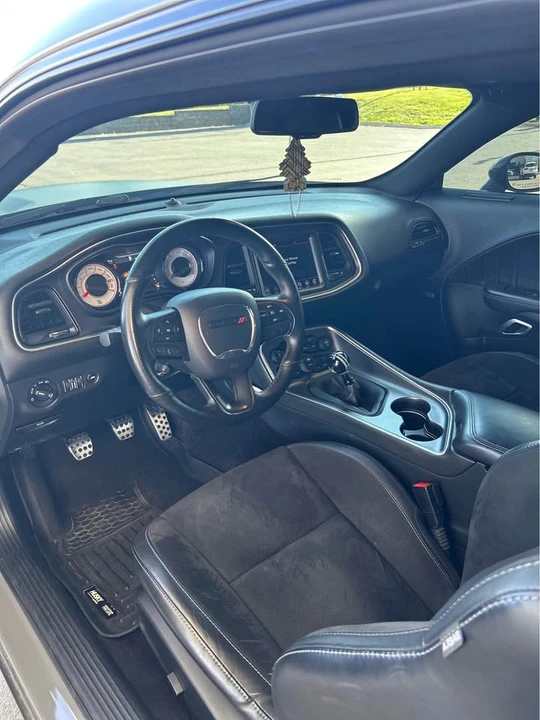 2017 Dodge Challenger SRT8 & 392 3rd Gen - Image 7 of 12