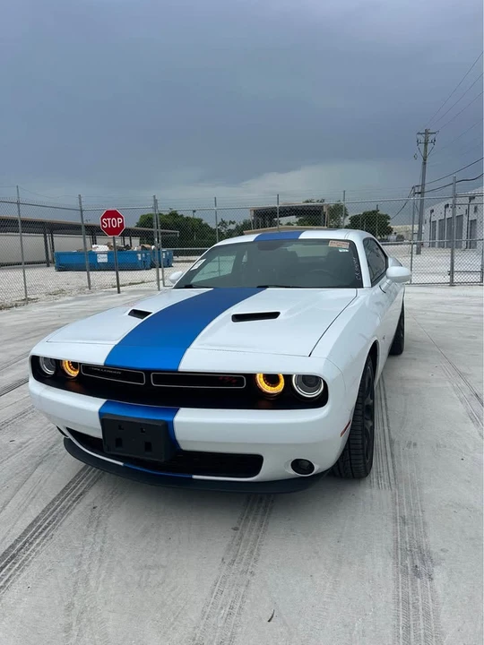 2017 Dodge Challenger 3rd Gen - Image 4 of 10