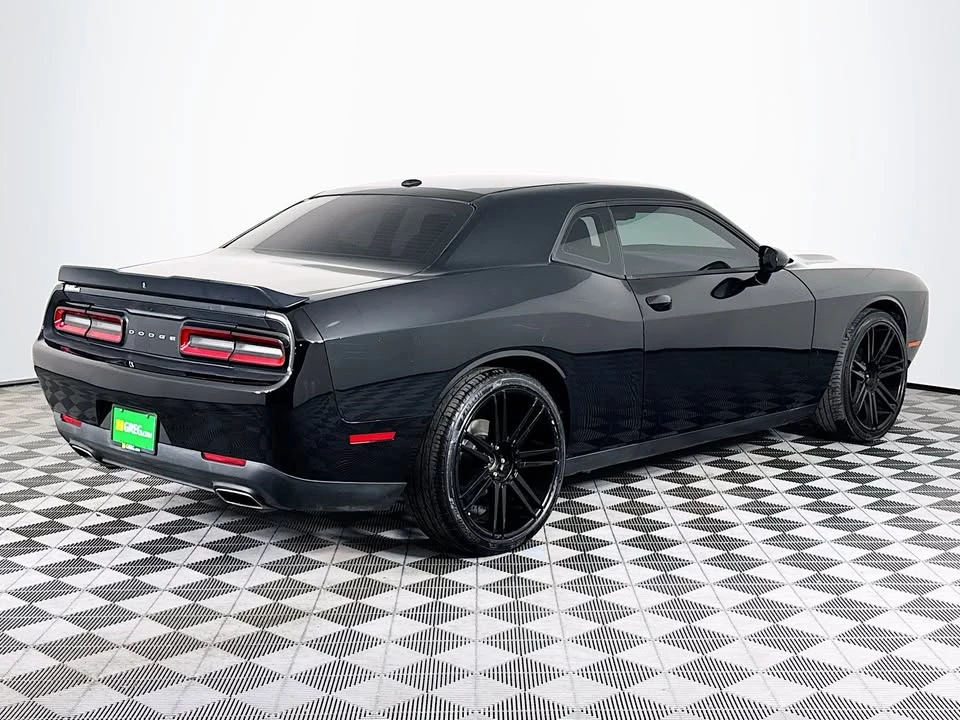 2017 Dodge Challenger 3rd Gen - Image 5 of 19