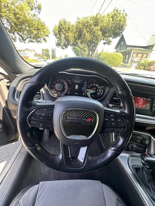 2017 Dodge Challenger 3rd Gen - Image 6 of 9