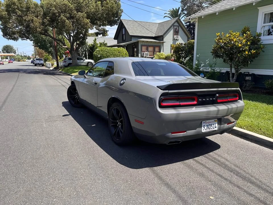 2017 Dodge Challenger 3rd Gen - Image 5 of 9