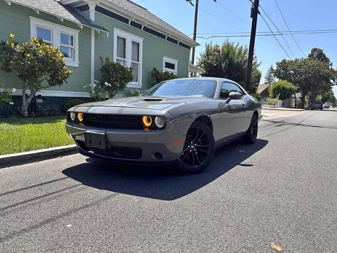 2017 Dodge Challenger Coupe 2D