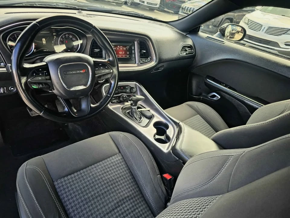 2017 Dodge Challenger 3rd Gen - Image 15 of 19