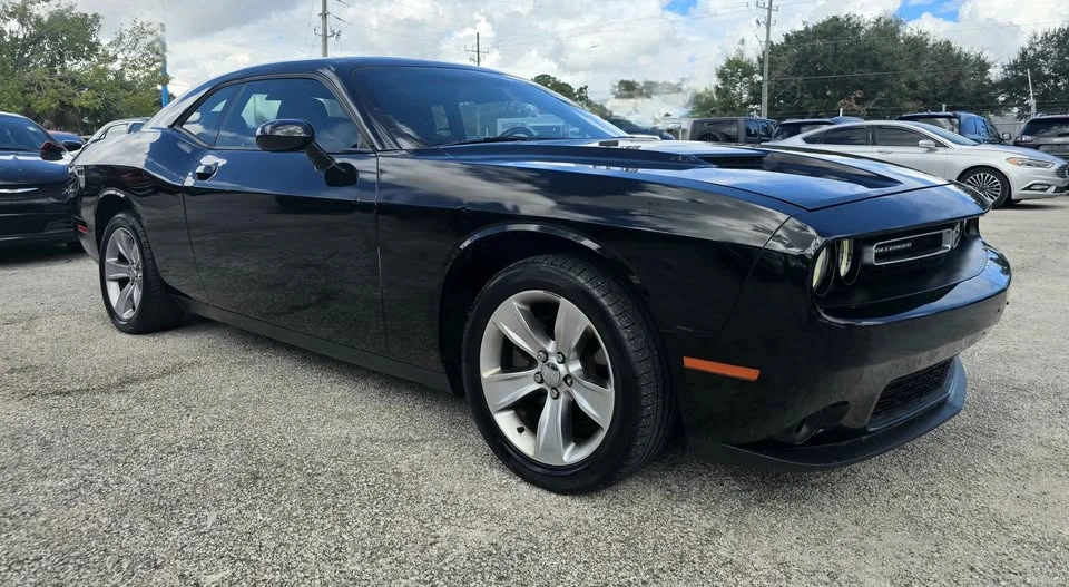2017 Dodge Challenger 3rd Gen - Image 18 of 19