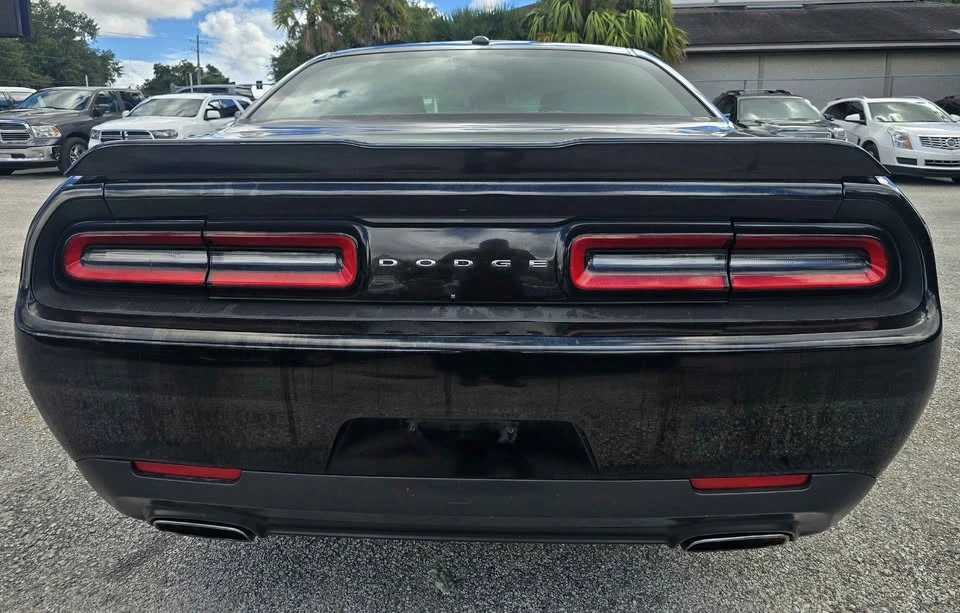 2017 Dodge Challenger 3rd Gen - Image 6 of 19