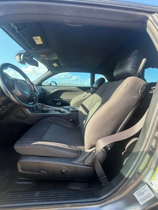 2017 Dodge Challenger 3rd Gen - Image 5 of 12