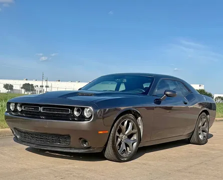 2017 Dodge Challenger SXT Coupe