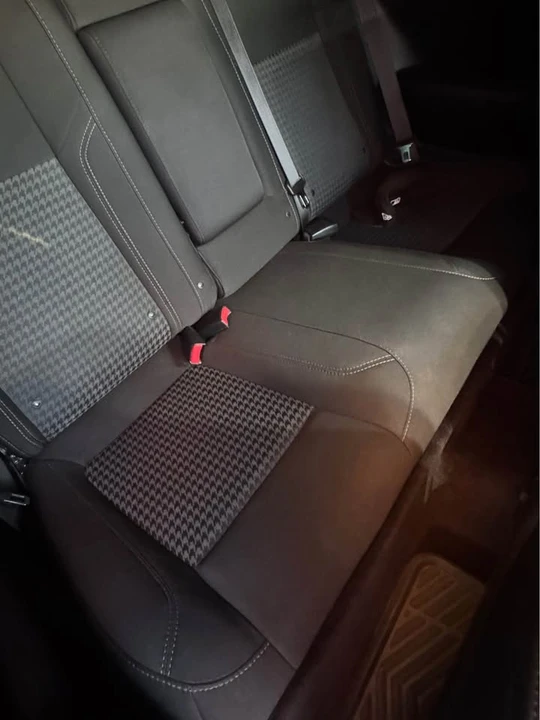 2017 Dodge Challenger 3rd Gen - Image 7 of 7