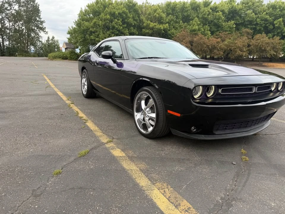 2017 Dodge Challenger 3rd Gen - Image 4 of 8