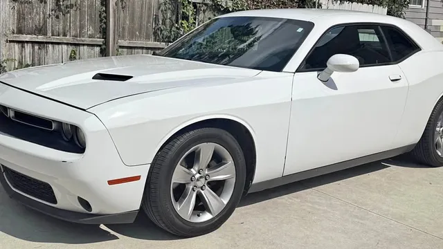 2017 Dodge Challenger Coupe 2D