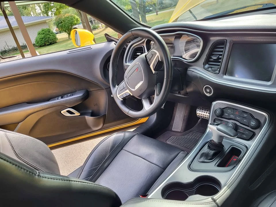 2017 Dodge Challenger 3rd Gen - Image 18 of 20