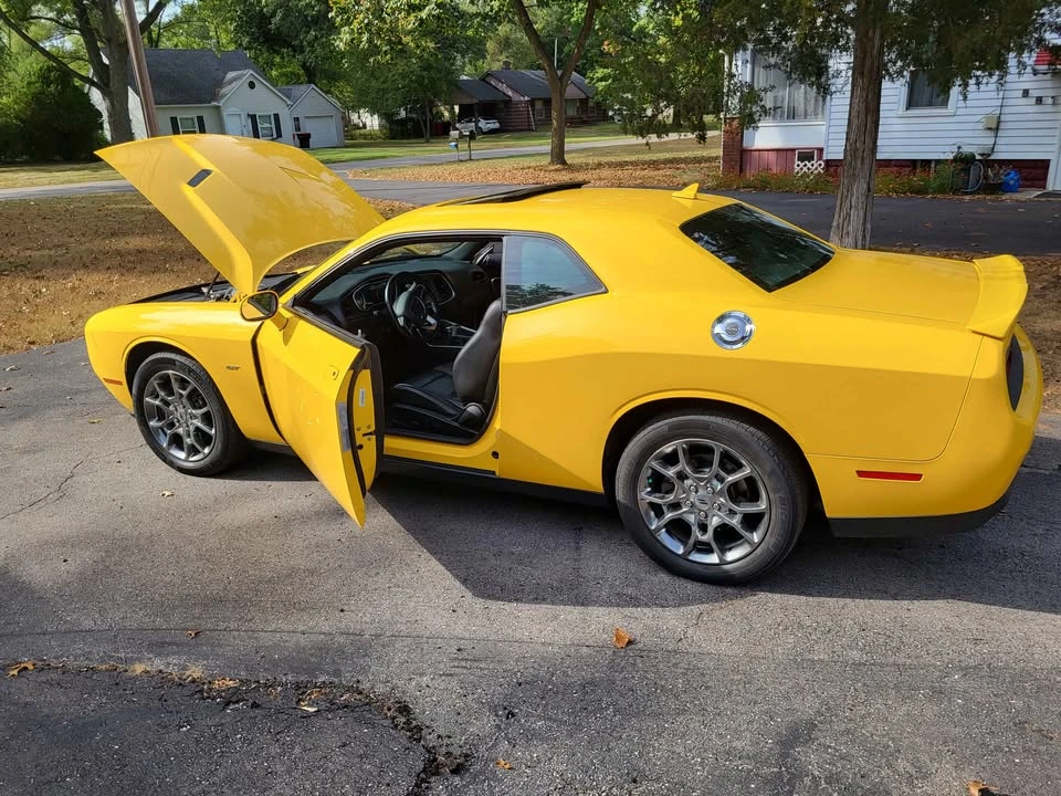 2017 Dodge Challenger 3rd Gen - Image 11 of 20