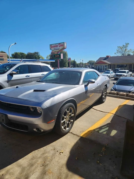 2017 Dodge Challenger 3rd Gen - Image 3 of 17