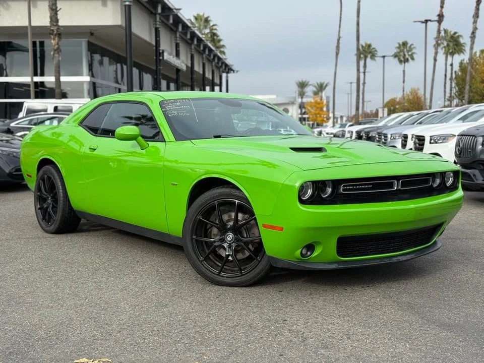 2017 Dodge Challenger 3rd Gen - Image 2 of 12