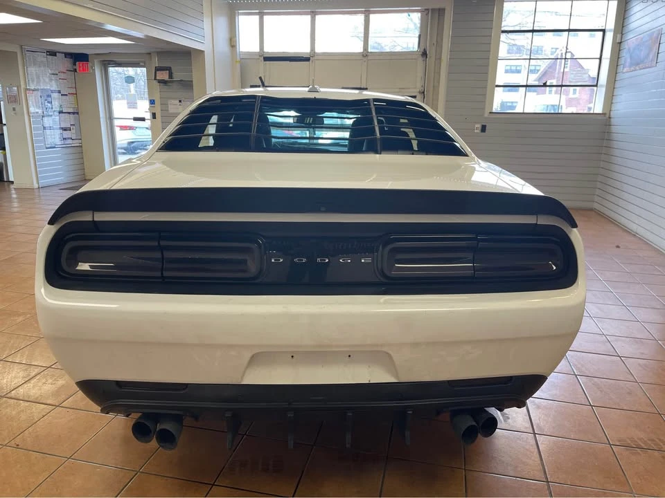 2017 Dodge Challenger 3rd Gen - Image 9 of 20