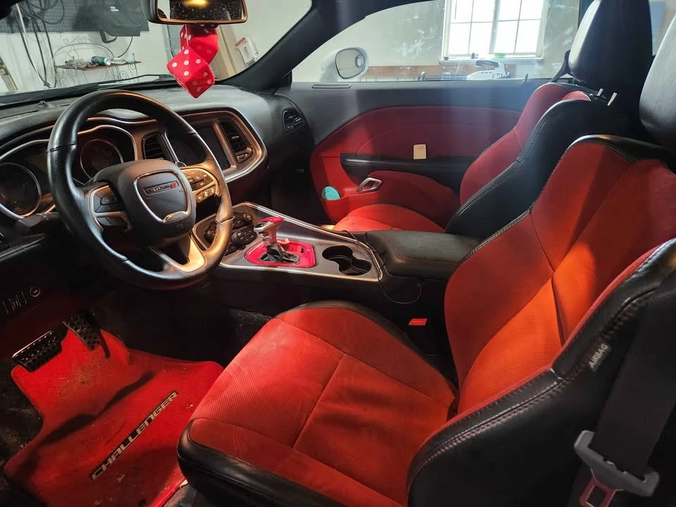 2017 Dodge Challenger 3rd Gen - Image 9 of 19