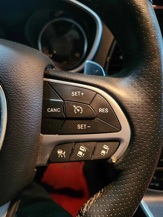 2017 Dodge Challenger 3rd Gen - Image 8 of 19