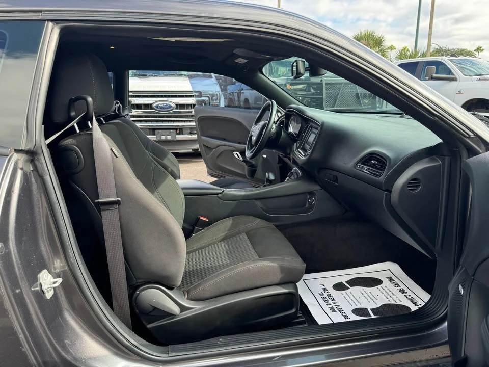 2017 Dodge Challenger 3rd Gen - Image 9 of 10