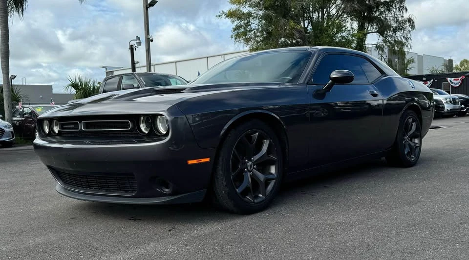 2017 Dodge Challenger 3rd Gen - Image 3 of 10