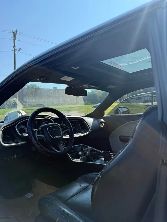 2017 Dodge Challenger 3rd Gen - Image 6 of 19