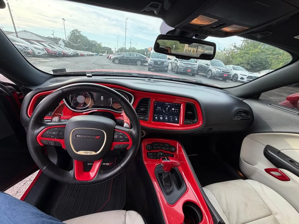 2017 Dodge Challenger 3rd Gen - Image 13 of 16