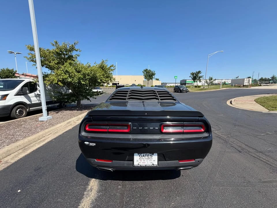 2017 Dodge Challenger 3rd Gen - Image 6 of 18