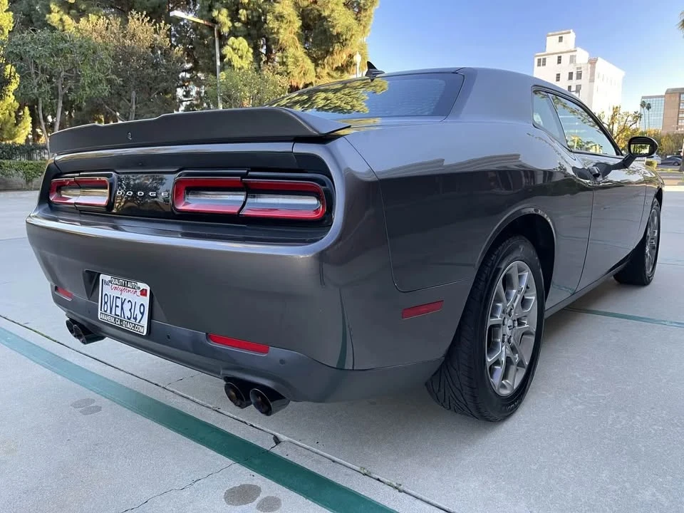 2017 Dodge Challenger 3rd Gen - Image 8 of 15
